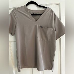 Figs scrub top in color boulder - perfect condition worn one time! Size medium